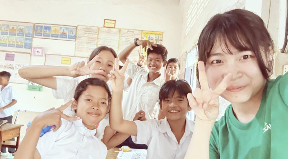 カンボジアでチャイルドケア＆地域奉仕活動　花田稟果